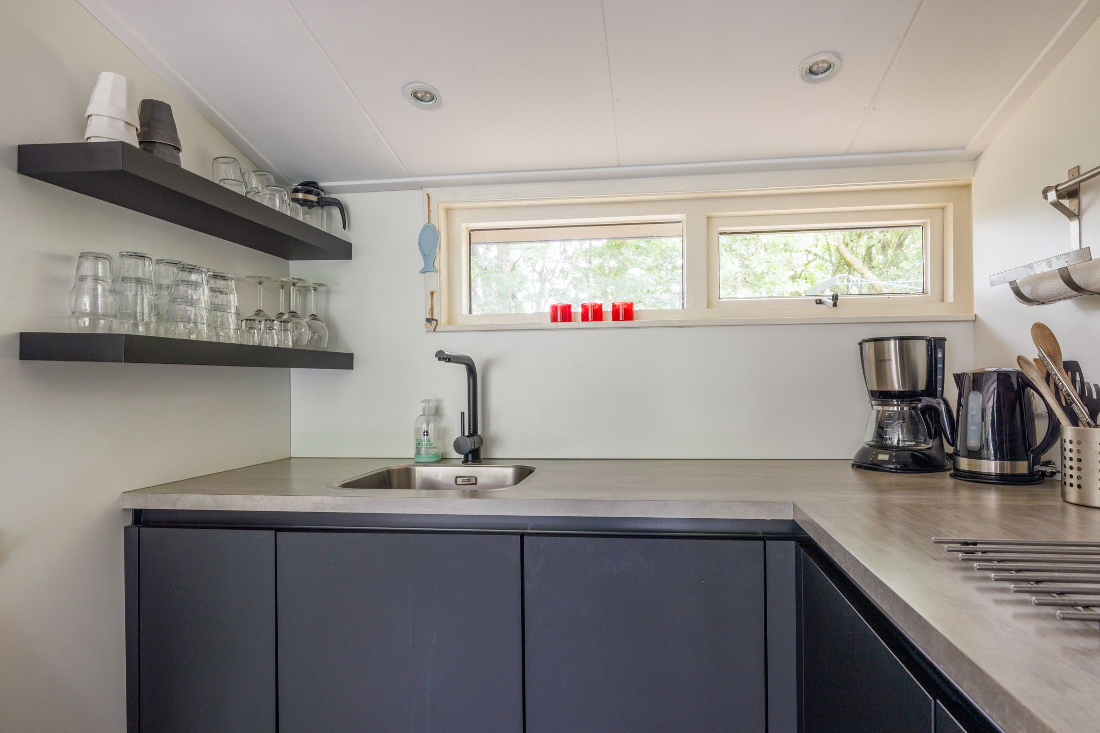 Foto 9 van Bergeendsweg 114