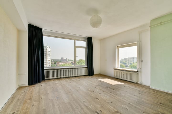 Foto 2 van Oostplein 145