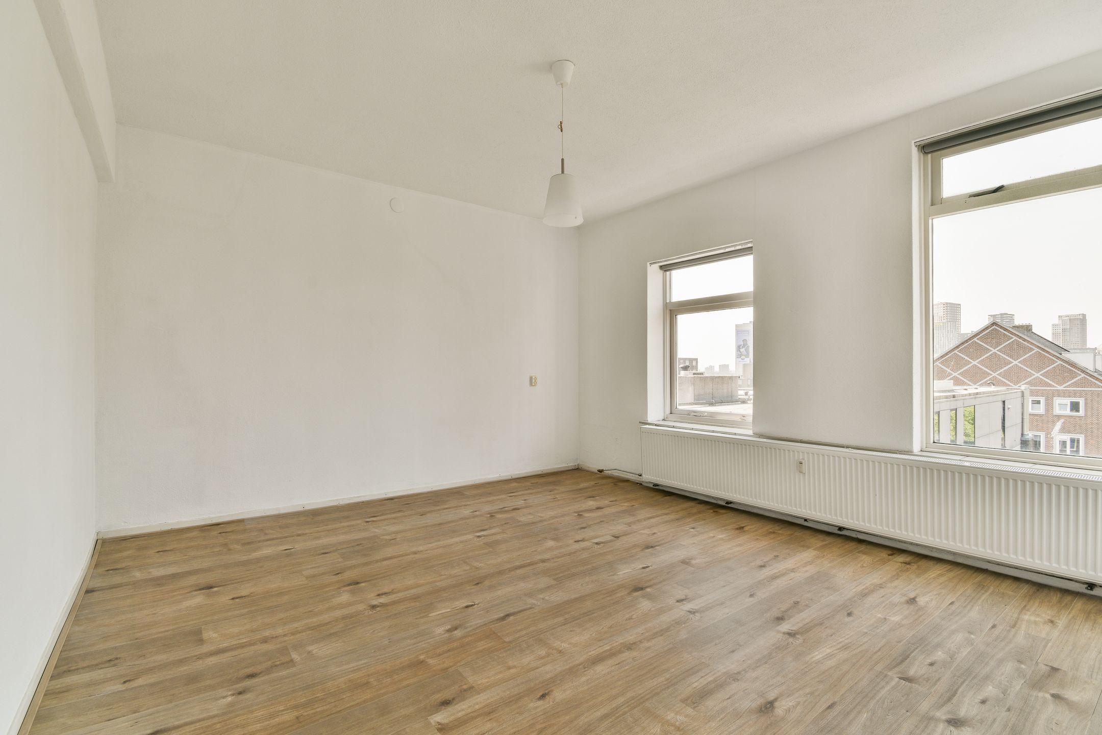 Foto 18 van Oostplein 145