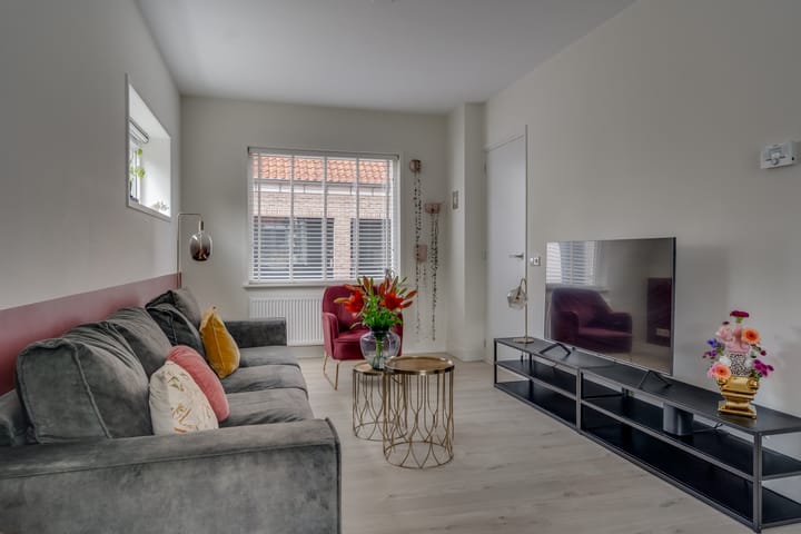 Foto 6 van Brederodestraat 46