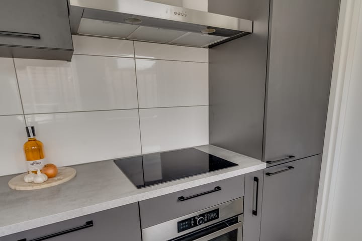 Foto 9 van Brederodestraat 46