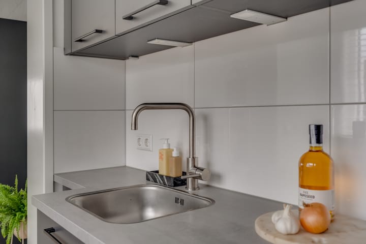 Foto 8 van Brederodestraat 46