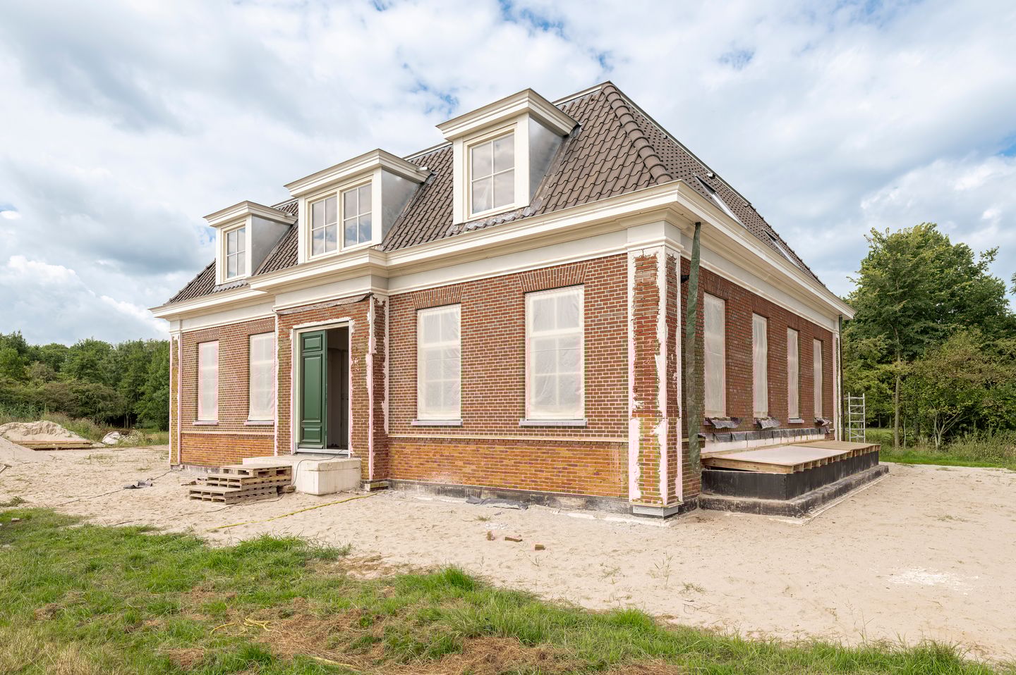 Bekijk foto 1 van Nieuwe Steeg 102