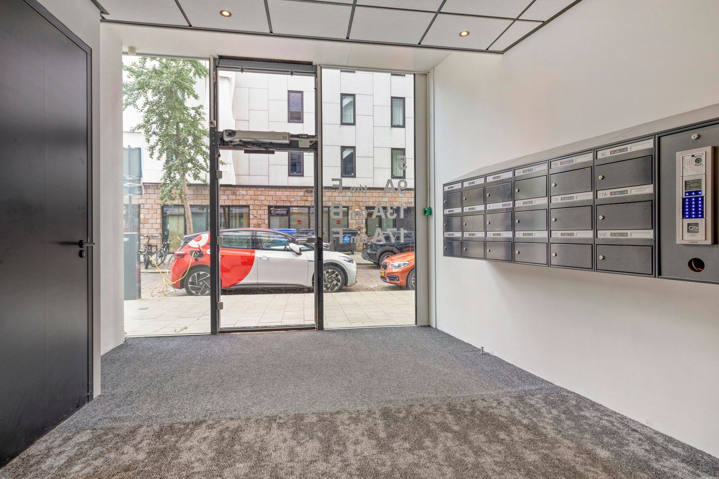 Bekijk foto 2 van Wijnbrugstraat 5