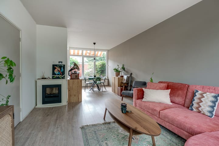 Foto 9 van Bizetstraat 12