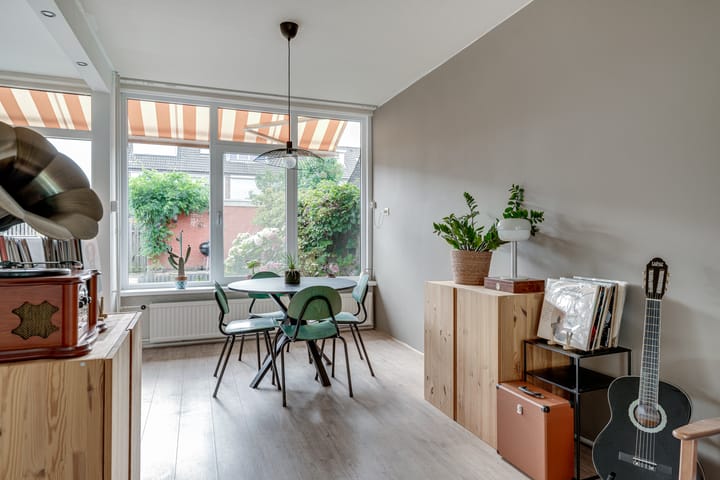 Foto 10 van Bizetstraat 12