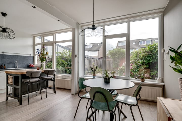 Foto 11 van Bizetstraat 12