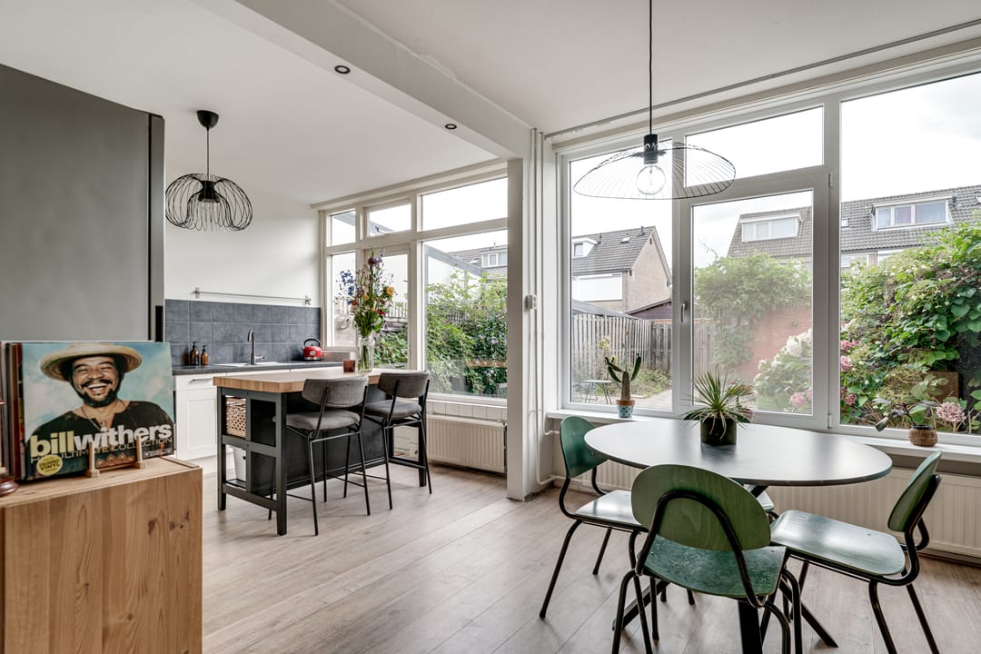 Foto 16 van Bizetstraat 12