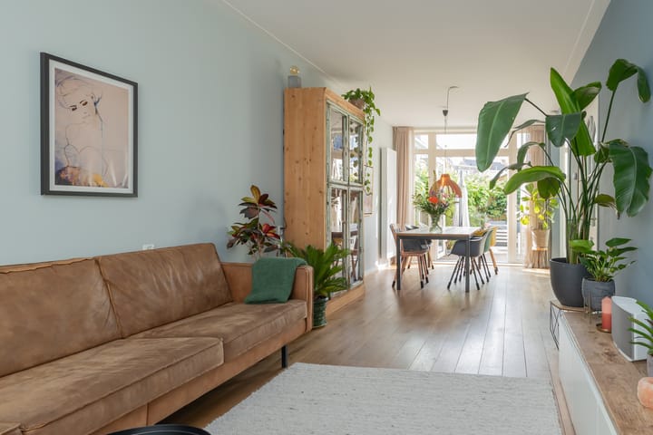 Foto 2 van Jan van Walréstraat 10