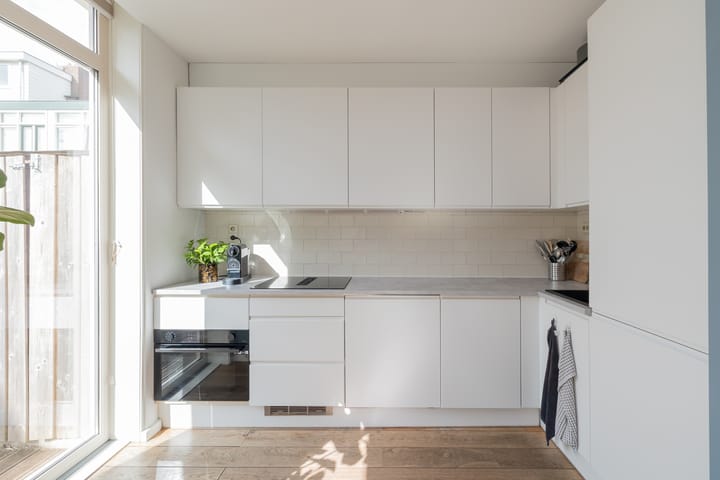 Foto 10 van Jan van Walréstraat 10