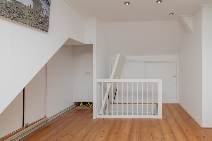 Foto 25 van Jan van Walréstraat 10