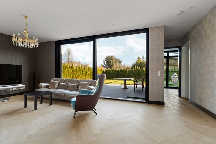 Photo 13 of Fritz Langstraat 5