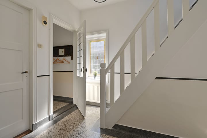 Foto 4 van Jac. van Looylaan 10