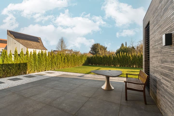 Photo 52 of Fritz Langstraat 5