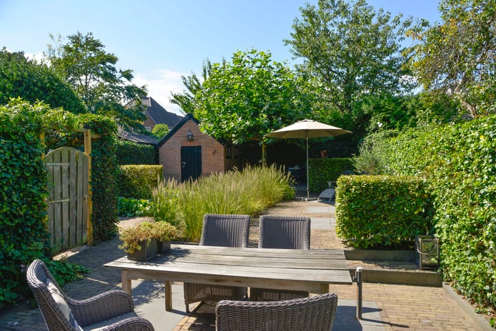 Foto 21 van Jac. van Looylaan 10