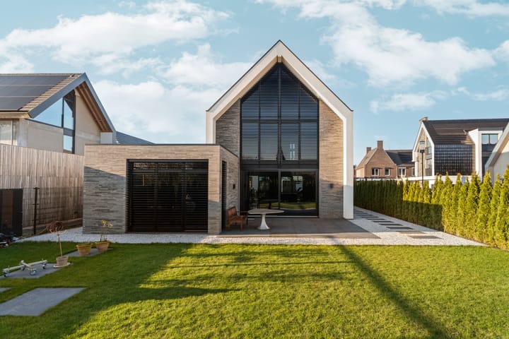 Photo 55 of Fritz Langstraat 5