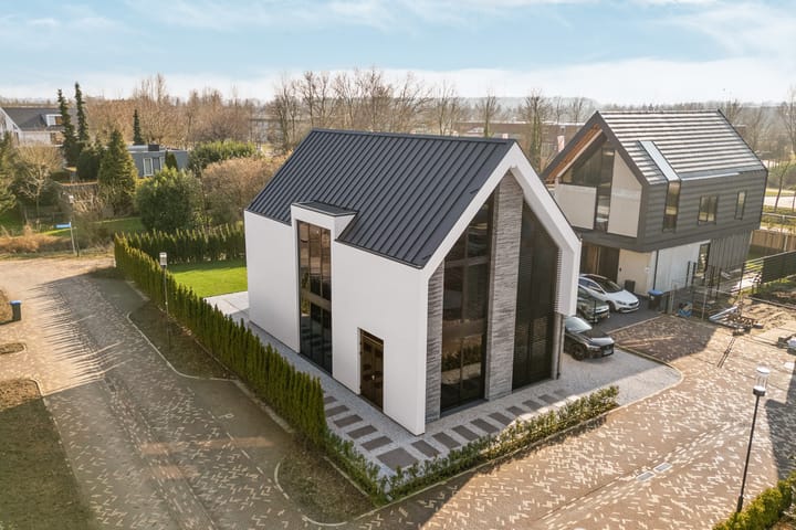 Photo 68 of Fritz Langstraat 5