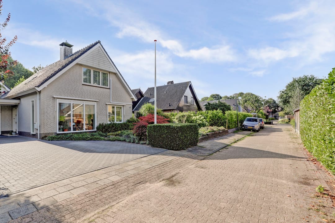 Foto 52 van Wethouder Viveenstraat 2