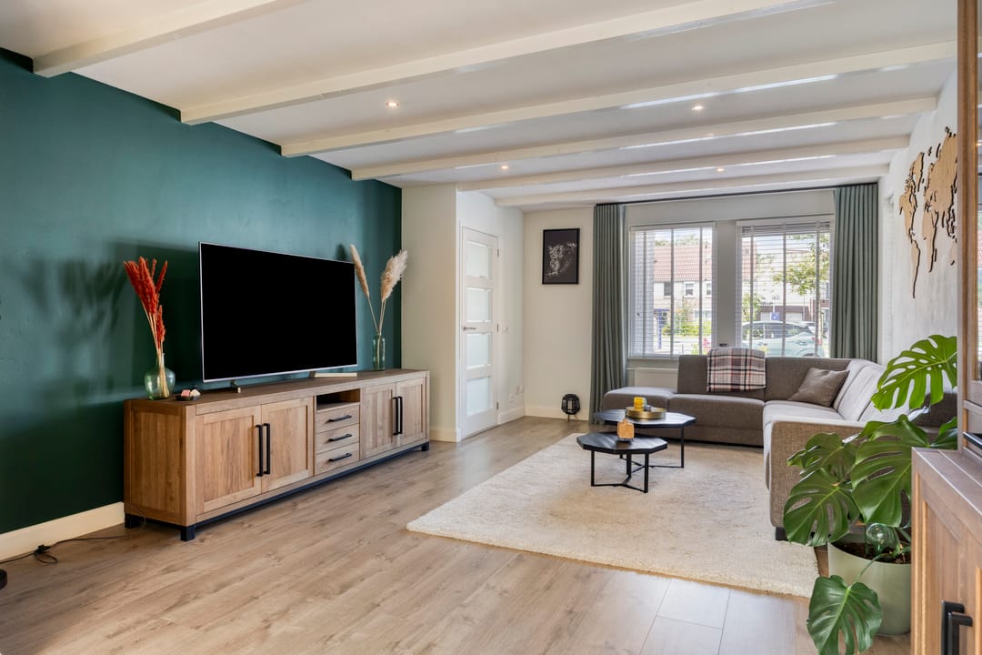 Photo 8 of Hunzestraat 120