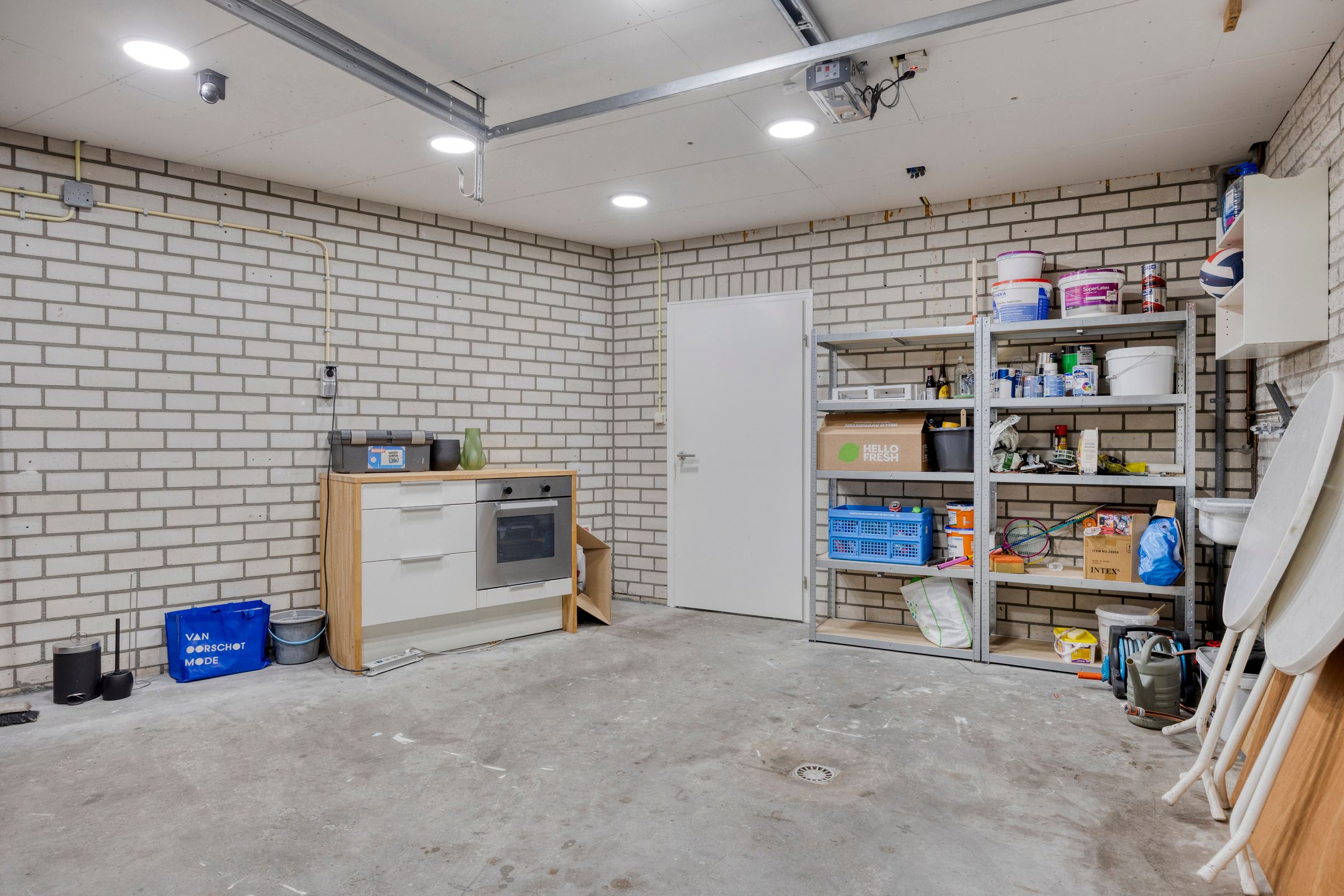 Photo 18 of Hunzestraat 120