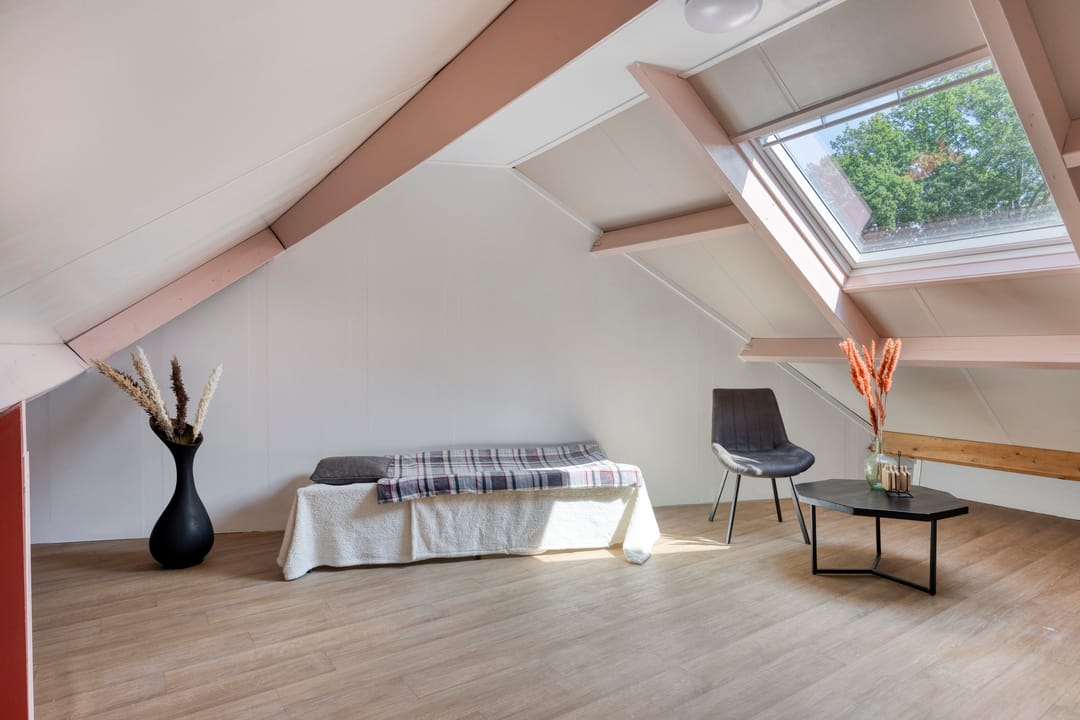 Photo 22 of Hunzestraat 120