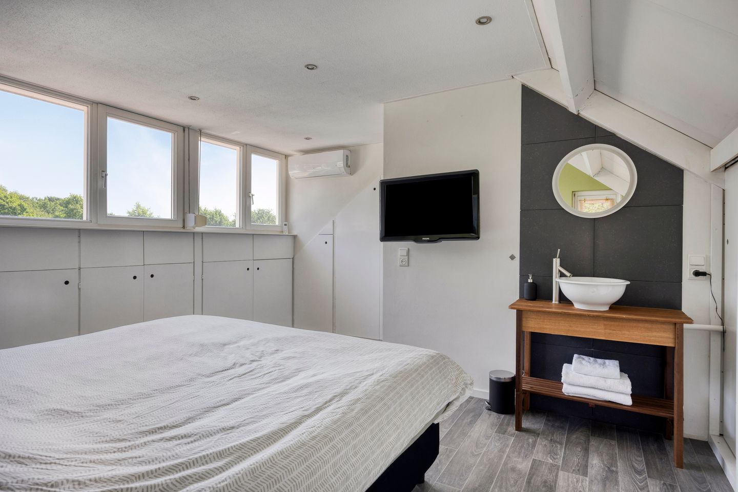 Photo 29 of Hunzestraat 120