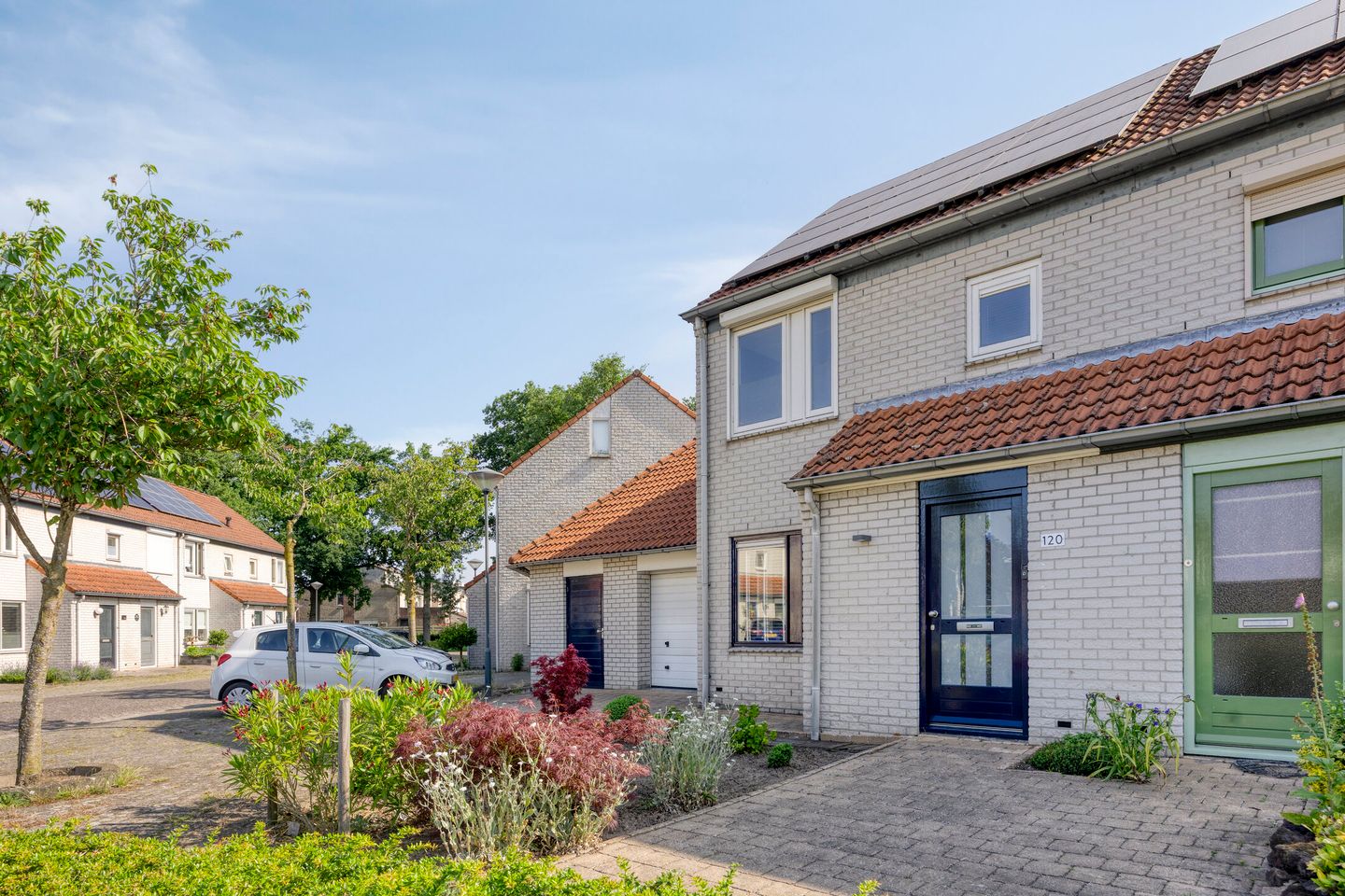 Photo 35 of Hunzestraat 120