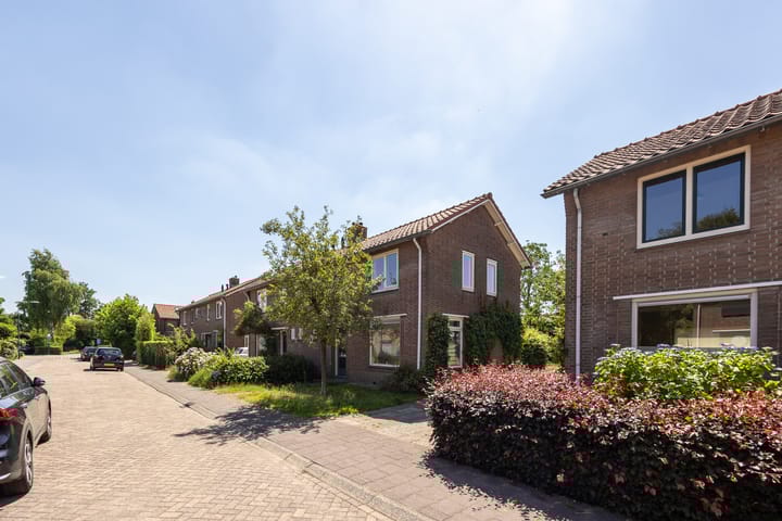 Foto 31 van Koningin Beatrixlaan 7