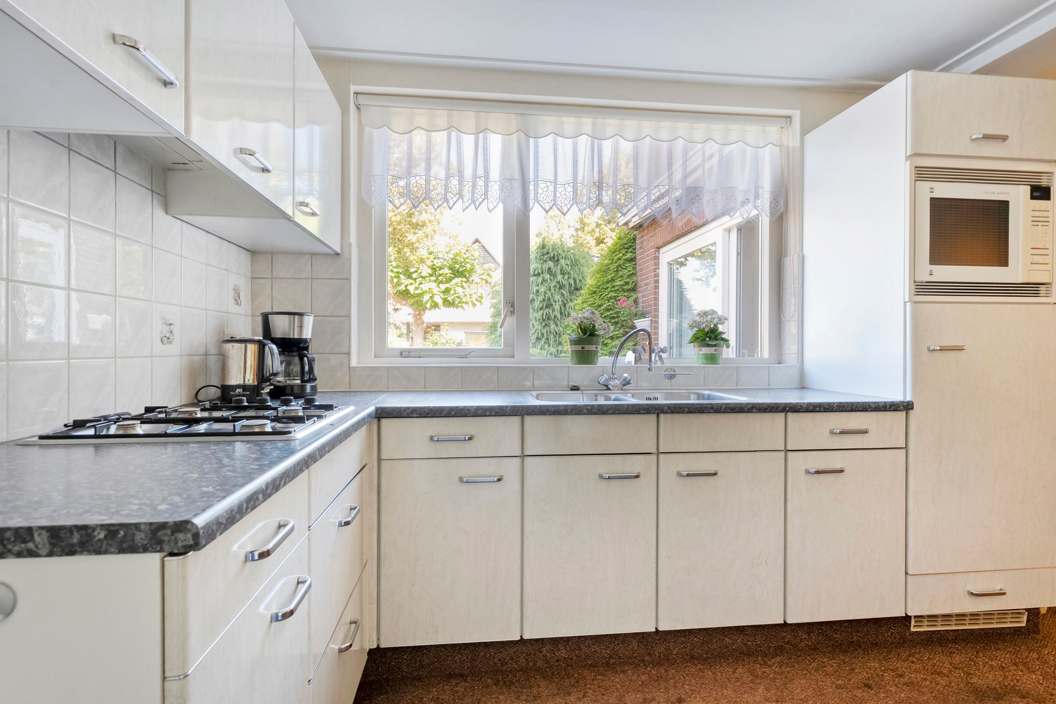 Photo 21 of Molendijk 27