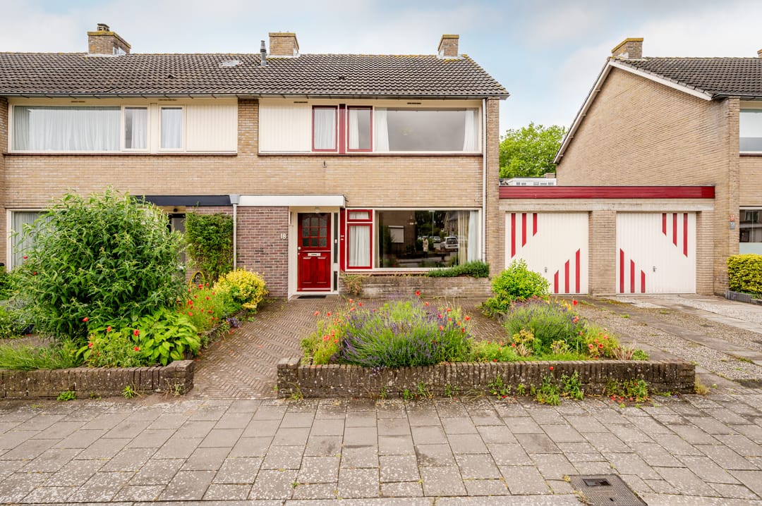 Foto 31 van Staringstraat 18