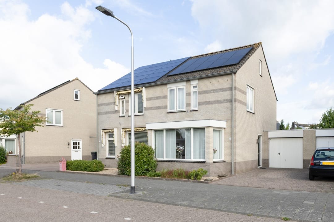 Photo 1 of Koolwijkstraat 21