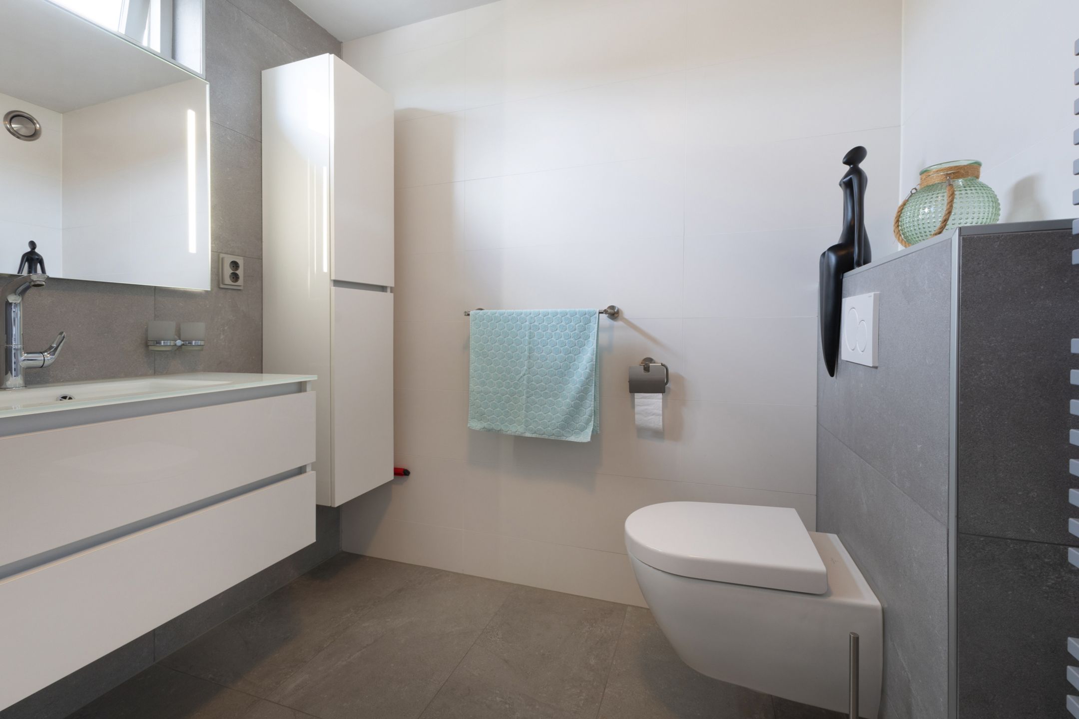 Photo 21 of Koolwijkstraat 21