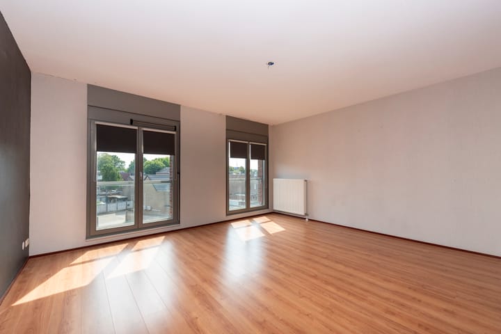 Photo 16 of Erasplaats 22