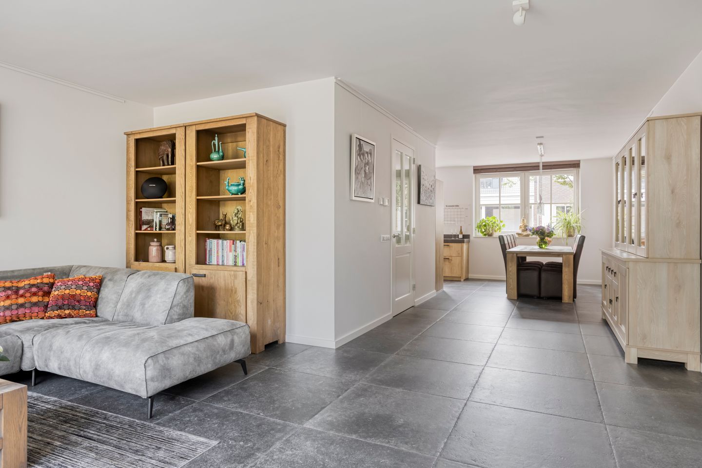 Photo 20 of Tusschen beide Wegen 10