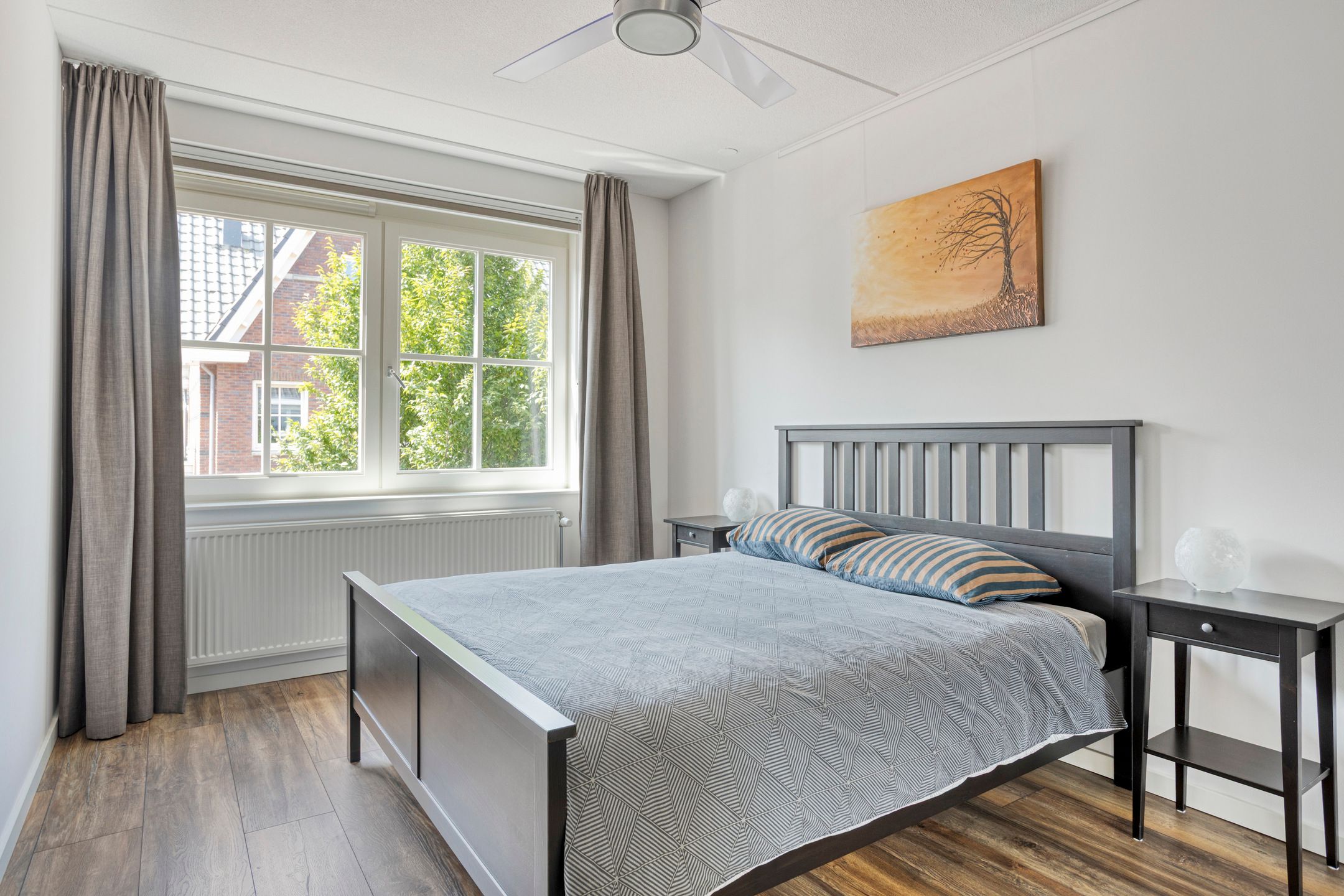 Photo 30 of Tusschen beide Wegen 10