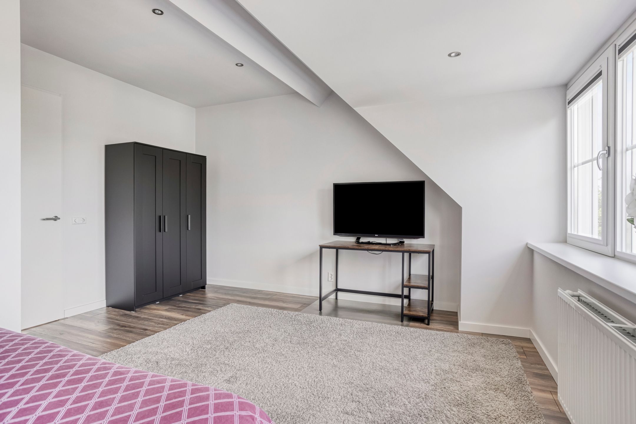 Photo 39 of Tusschen beide Wegen 10