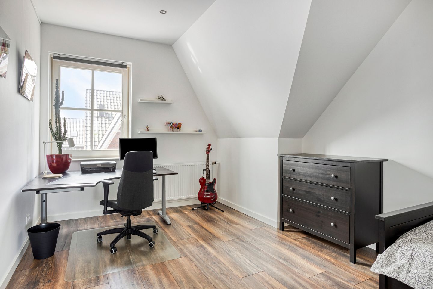 Photo 40 of Tusschen beide Wegen 10