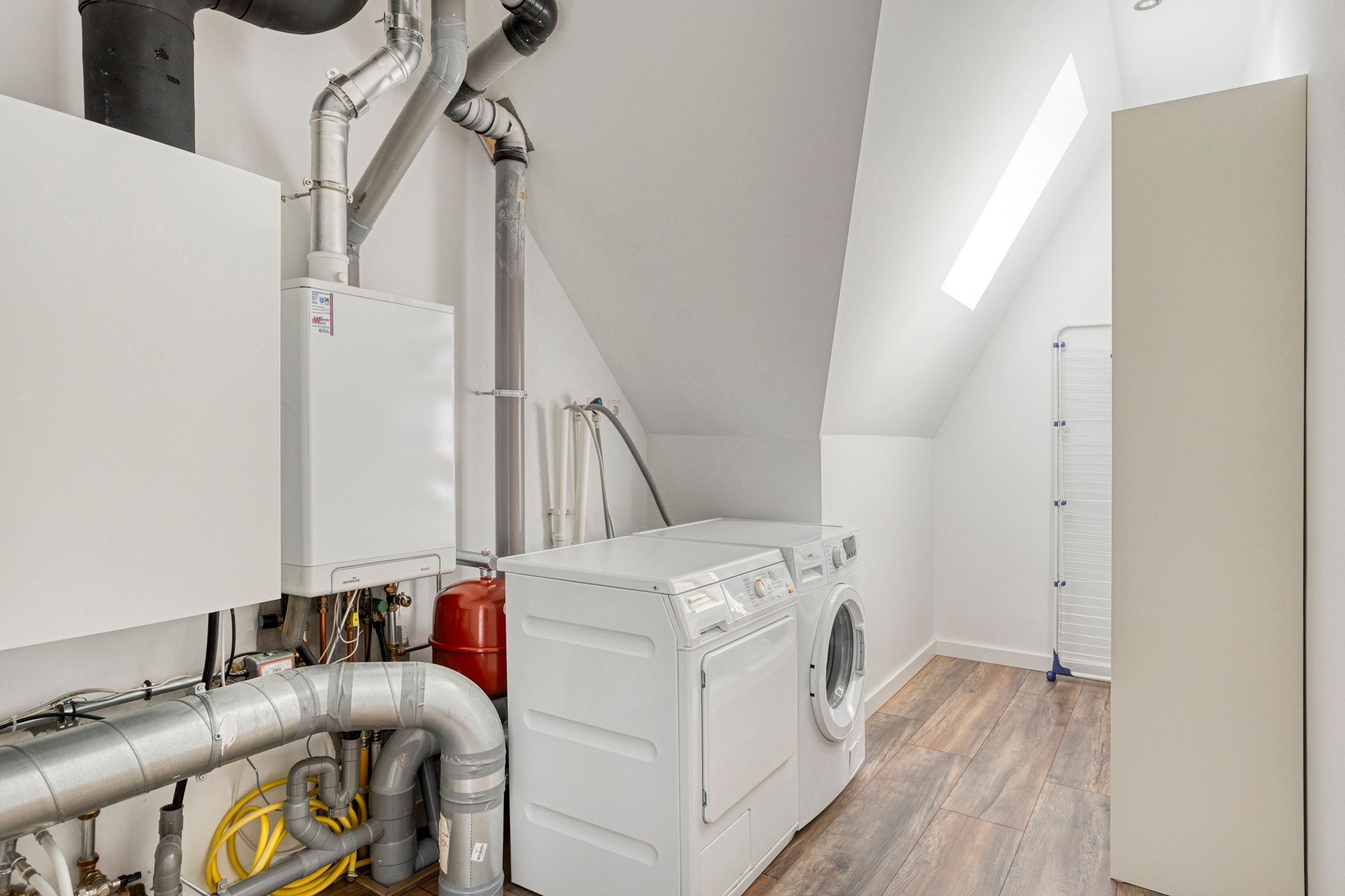 Photo 42 of Tusschen beide Wegen 10