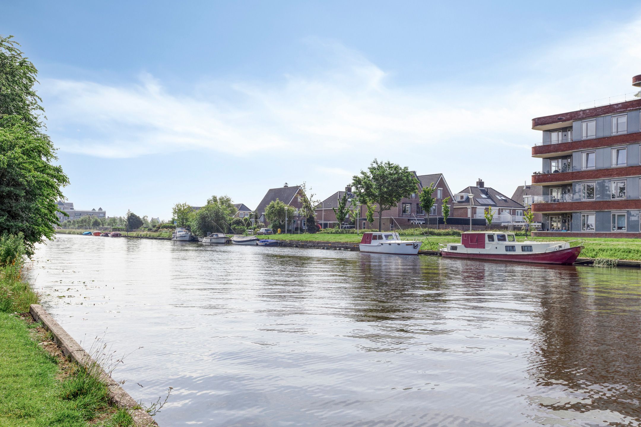 Photo 45 of Tusschen beide Wegen 10