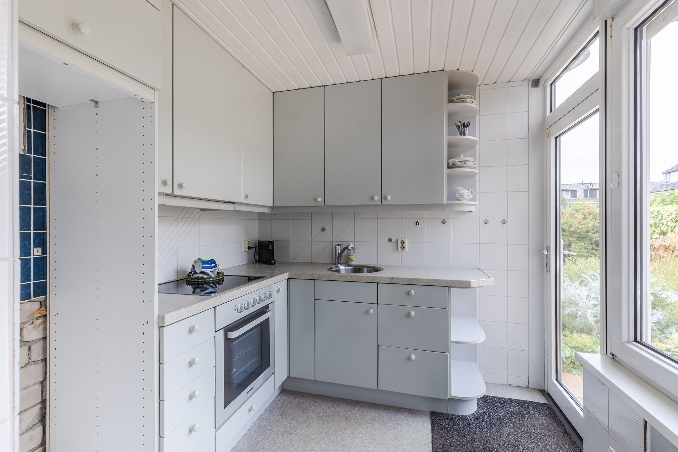 Photo 15 of Renessestraat 20