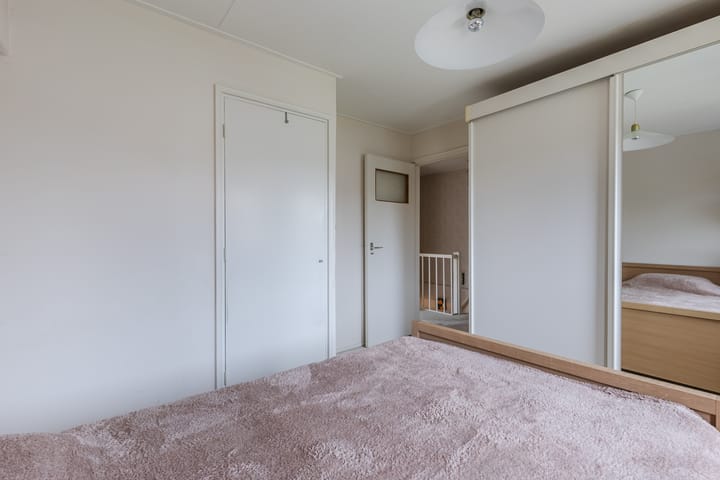 Photo 20 of Renessestraat 20