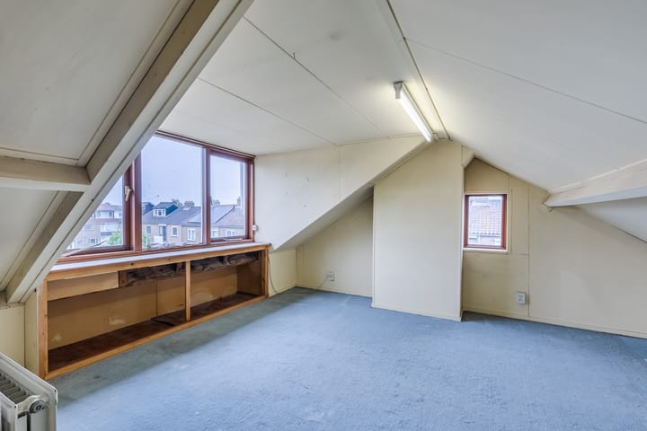 Photo 29 of Renessestraat 20