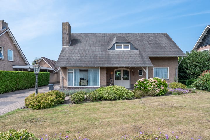 Photo 5 of Sint Josephstraat 12