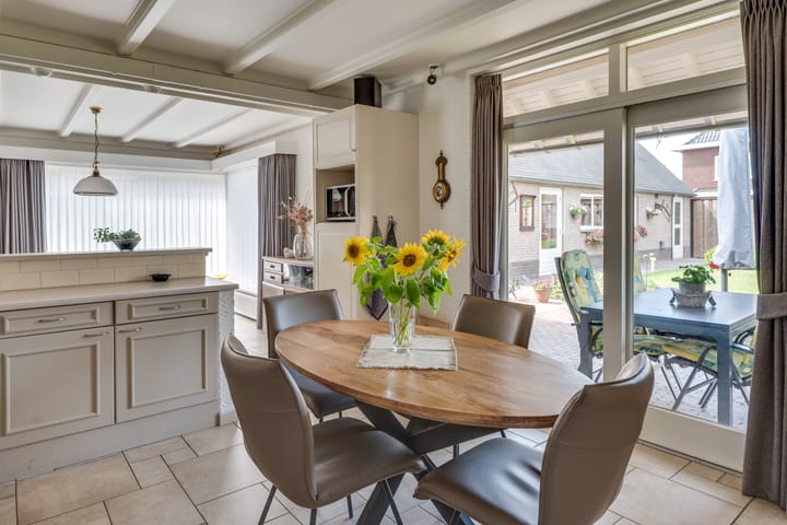 Photo 18 of Sint Josephstraat 12