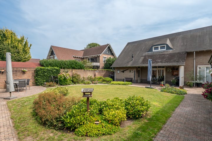 Photo 41 of Sint Josephstraat 12