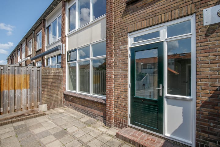 Photo 17 of Rozenstraat 49