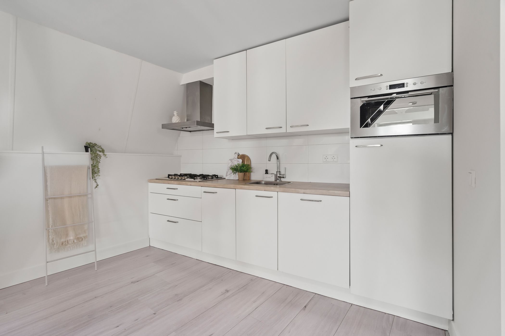 Photo 15 of Weerdsingel O.Z. 69-B