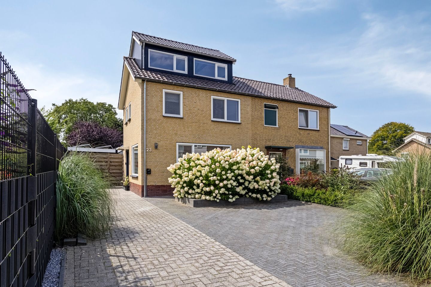 Foto 1 van W. van Graftweg 23