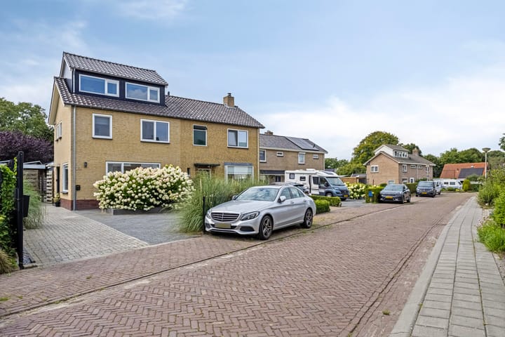 Foto 33 van W. van Graftweg 23