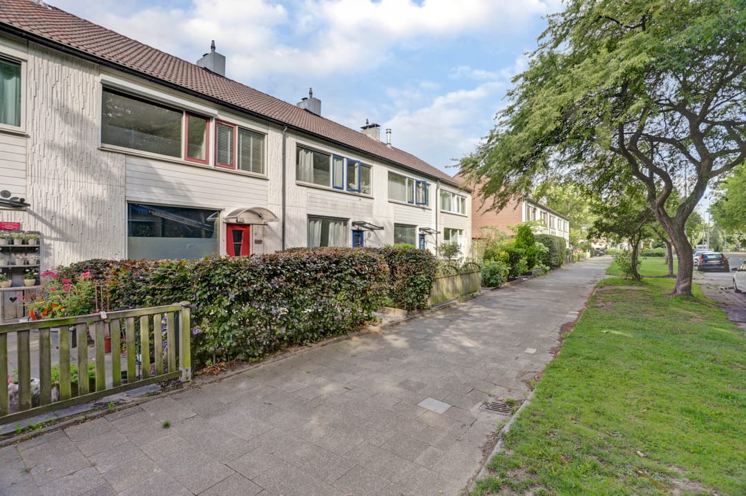 Photo 1 of Mw. J. Aschoff-Stiermanlaan 91